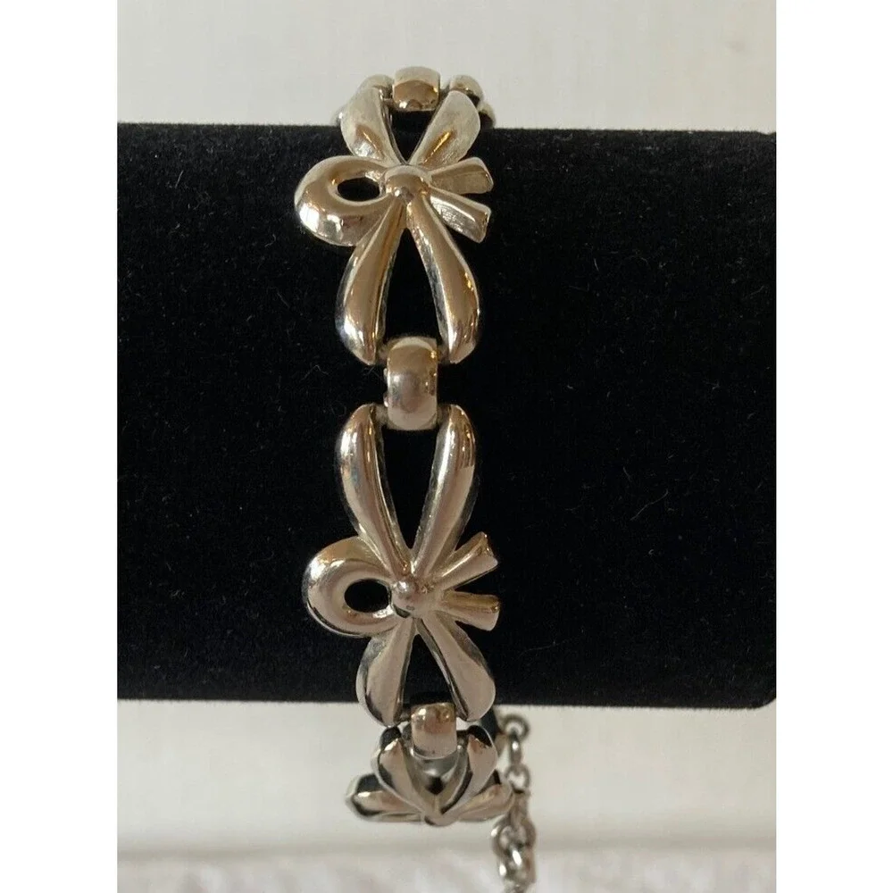 Monet Silver Tone Bow Tie Chain Link Bracelet Bows Ribbons 7” Vintage